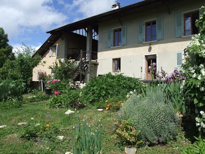 Chambres d'hôtes et gîte La Grange du Haut, Chambre d'Hôtes à Saint Antoine l'Abbaye