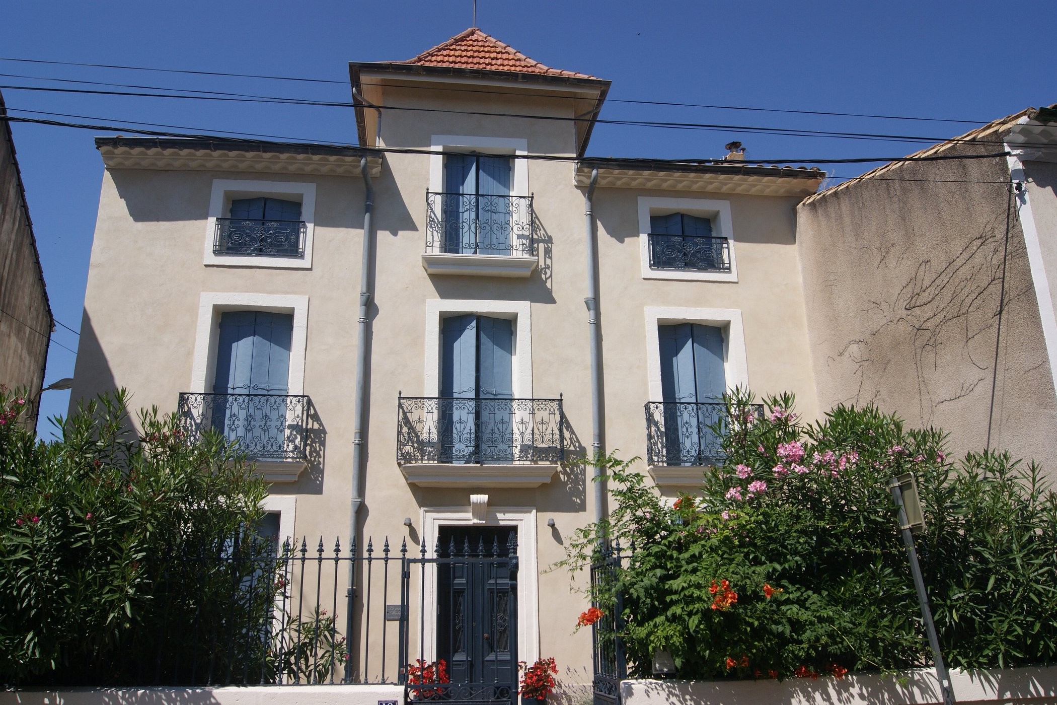Le Petit Molière, Chambre d'Hôtes à Servian