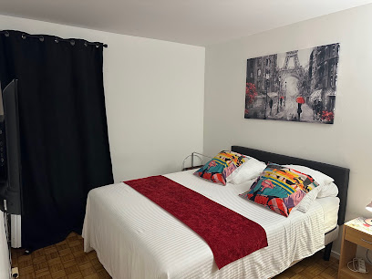 Appartement Montparnasse-Alésia + Terrasse + Parking, Location De Vacances à Paris 14