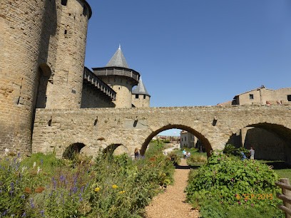 Bed Breakfast Bikes Pyrenees, Chambre d'Hôtes à Loubières