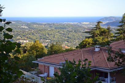 Nazarian Location Meublée De Vacances Alténa Grasse, Location De Vacances à Grasse
