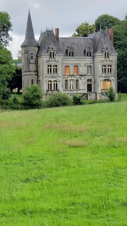 Château Du Grand Coudray, Chambre d'Hôtes à Villaines-la-Juhel