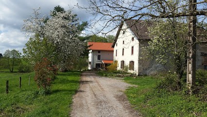 Motorherberg La Mouche, Chambre d'Hôtes au Clerjus