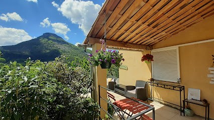 Les Terrasses du Paradis Chambres d'hôtes Bed & Breakfast Orpierre, Chambre d'Hôtes à Orpierre