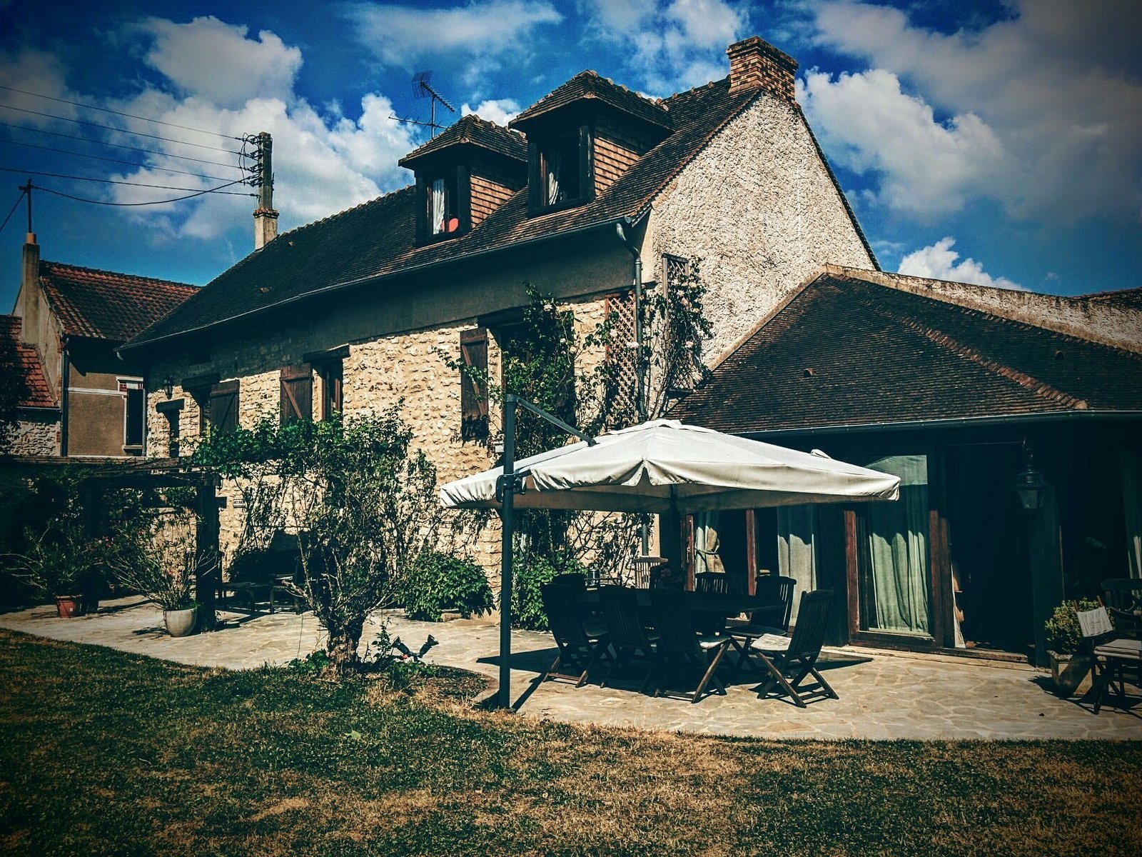 Le PRIEURÉ MAÏALEN, Maison d'Hôtes à Moisson