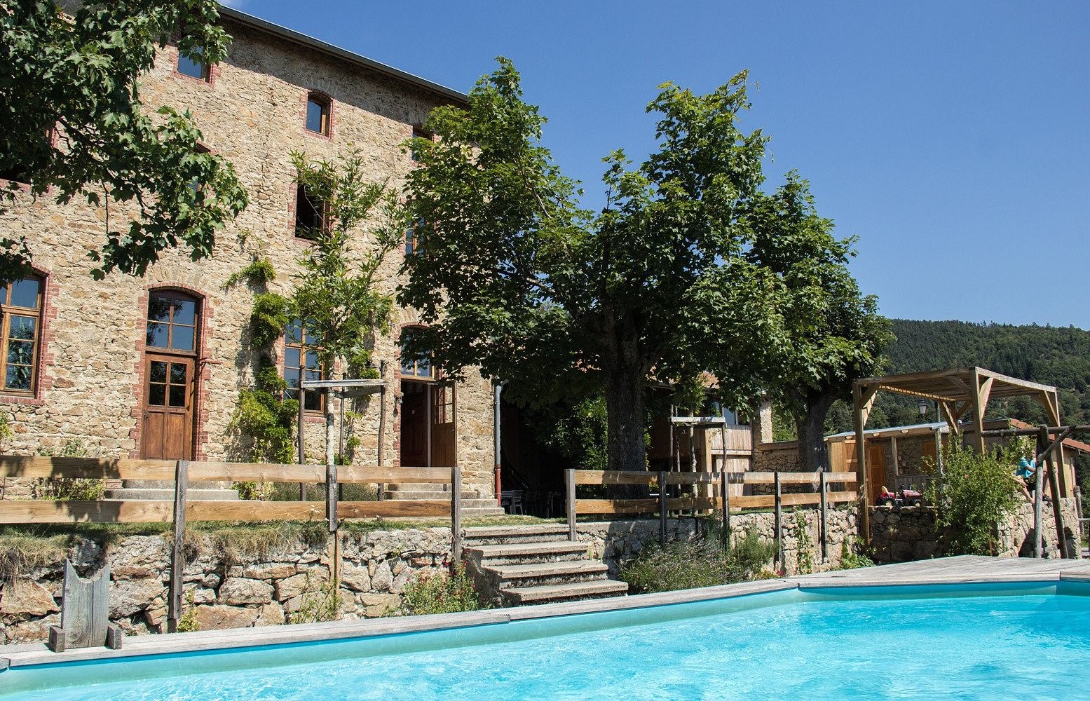 La Chastanha, Chambre d'Hôtes à Saint-Symphorien-de-Mahun