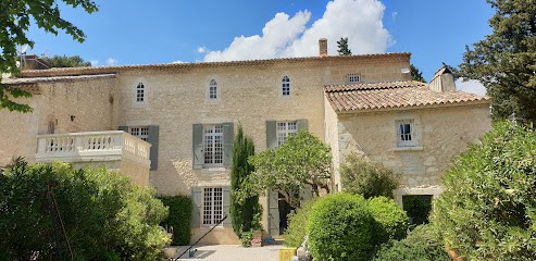 LA CHOISITY MAISON D'HÔTES DE CHARME A 10 MNS D'AVIGNON, Chambre d'Hôtes à Aramon