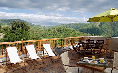 Gîte L'Oustal Mas de Fougairolles, Location de Vacances à Saint-Martial