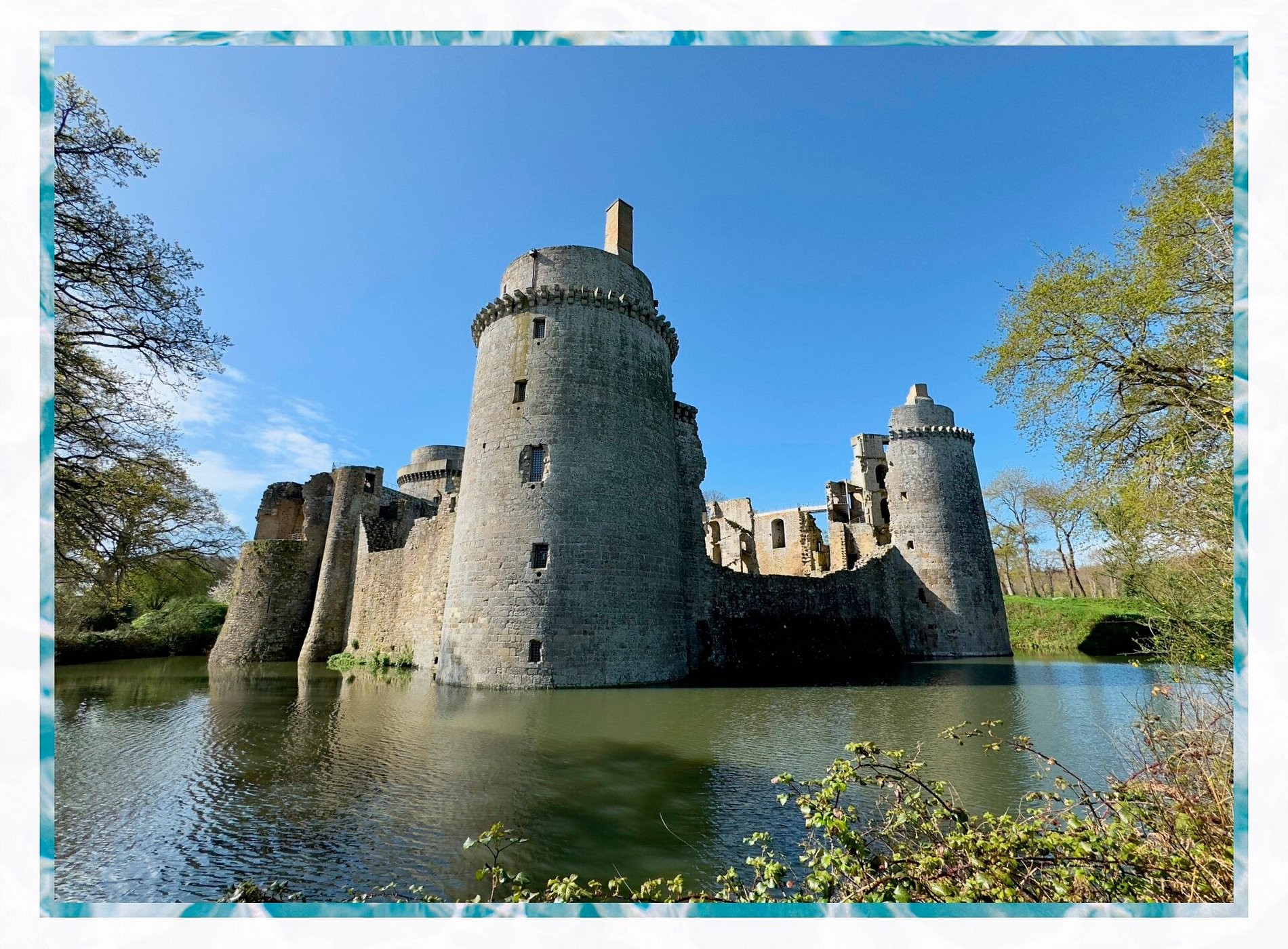AUX GRENIERS A REVES Martin Vincent et Annie, Chambre d'Hôtes à Plestan