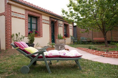 Le Petit Saint-Julien, Chambre d'Hôtes à Saint-Julien-les-Villas