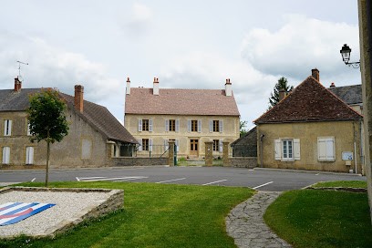 Chez Casimir, Maison d'Hôtes à Cercy-la-Tour