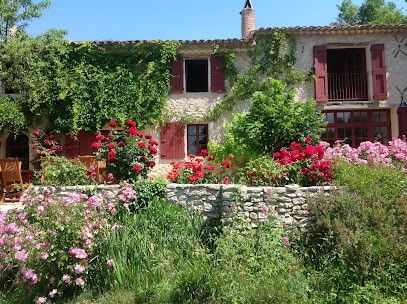 Mas De L'Ermitage, Location de Vacances à Cucuron