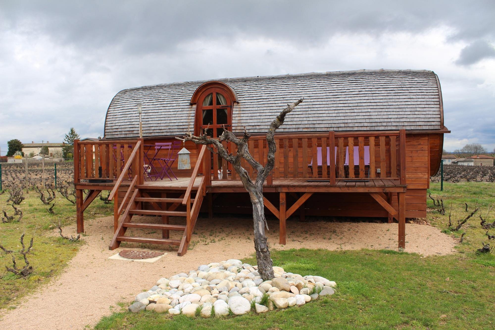 Les Roulottes Viticoles, Chambre d'Hôtes à Saint-Étienne-des-Oullières