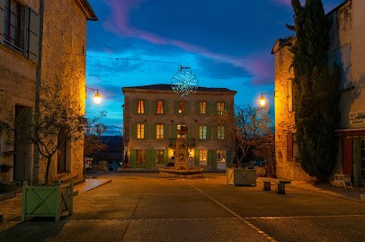La Gourguille Chambre d'hôtes de charme, Chambre d'Hôtes à Barjac