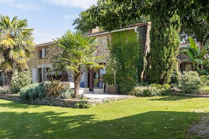 La Closerie De La Glossetière, Chambre d'Hôtes à Saint-Étienne-du-Bois