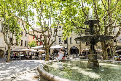 Le 6 Bis, Location de Vacances à Uzès