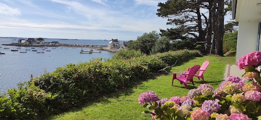 Location De Vacances Les Pieds Dans L'eau, Location de Vacances à Plougasnou