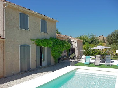 Chambre Festival Au Calme ST DIDIER, Chambre d'Hôtes à Saint-Didier