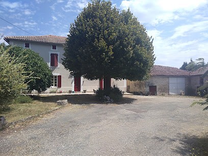 Gites les Lignons, Location de Vacances à Agris