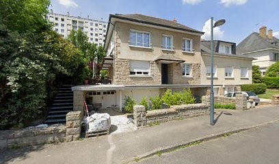 Vaste Chambre Privée proche du Centre de Rennes, Chambre d'Hôtes à Rennes