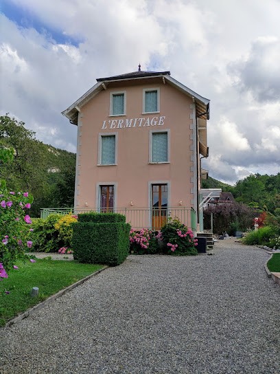 Villa L'Ermitage, Chambre d'Hôtes à Duingt