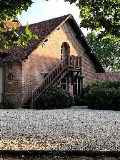 Haras du Vignault Le Grenier, Chambre d'Hôtes à Salbris