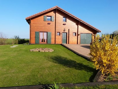 Table,Chambres D'hôtes Et Gîte - Bastide De Nicolain, Chambre d'Hôtes à Pintheville