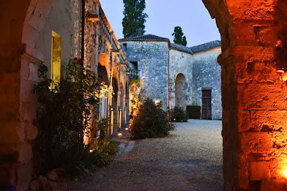 Bastion du Prince Noir - Gîte de prestige 14 pers. / Lot et Garonne, Maison d'Hôtes à Poudenas