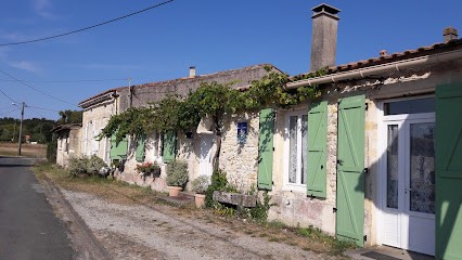 Le Clos Des Swallows, Chambre d'Hôtes à Jau-Dignac-et-Loirac