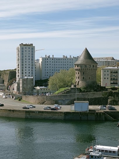Ty Studios, Chambre d'Hôtes à Brest