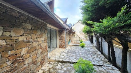 VILLA RAFFAELLA, Chambre d'Hôtes aux Albres