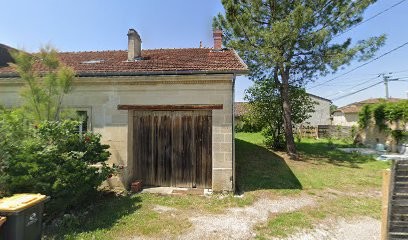 Roulotte chic, Chambre d'Hôtes à Lansac