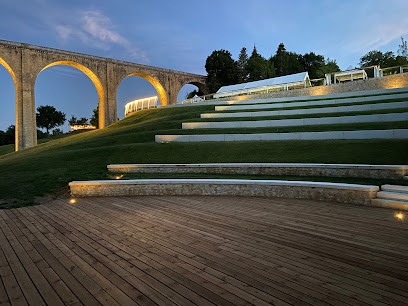 Maison La Roche Gite, Chambre d’hôtes and Yoga Retreat, Location de Vacances à L'Isle-Jourdain
