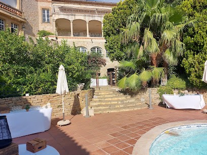 Le château des Costes, Location de Vacances au Castellet