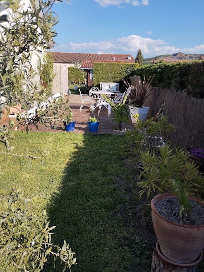 Jolie Maison Sur Chemin De Compostelle, Chambre d'Hôtes à Saint-Georges-Haute-Ville