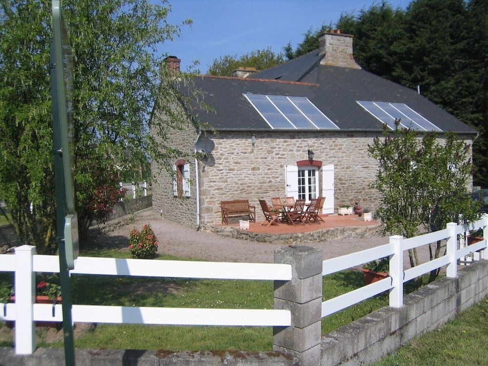 Le Bois Chef D'Ane, Chambre d'Hôtes au Mené