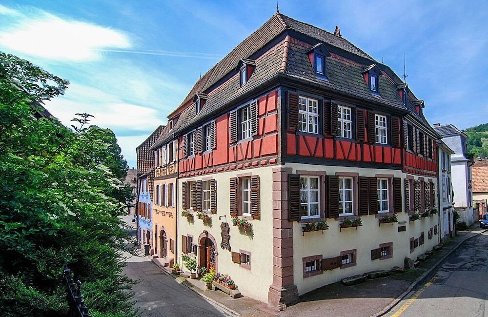 Hostellerie Des Seigneurs De Ribeaupierre, Chambre d'Hôtes à Ribeauvillé