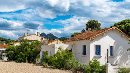 Villa Azé Le Racou : Les Pieds Dans L'eau - Meublé De Tourisme 6 Couchages, Location De Vacances à Argelès-sur-Mer