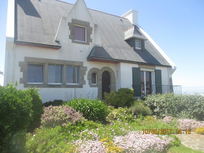 KAN AN TARZH, Chambre d'Hôtes à Plozévet