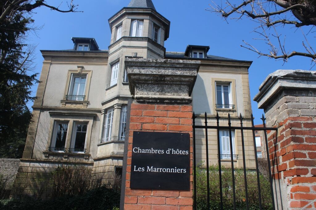 Les Marronniers, Chambre d'Hôtes à Saint-Didier-en-Velay