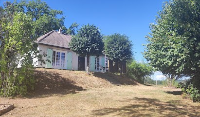 Gite De Lonzanges, Location de Vacances à Lanobre