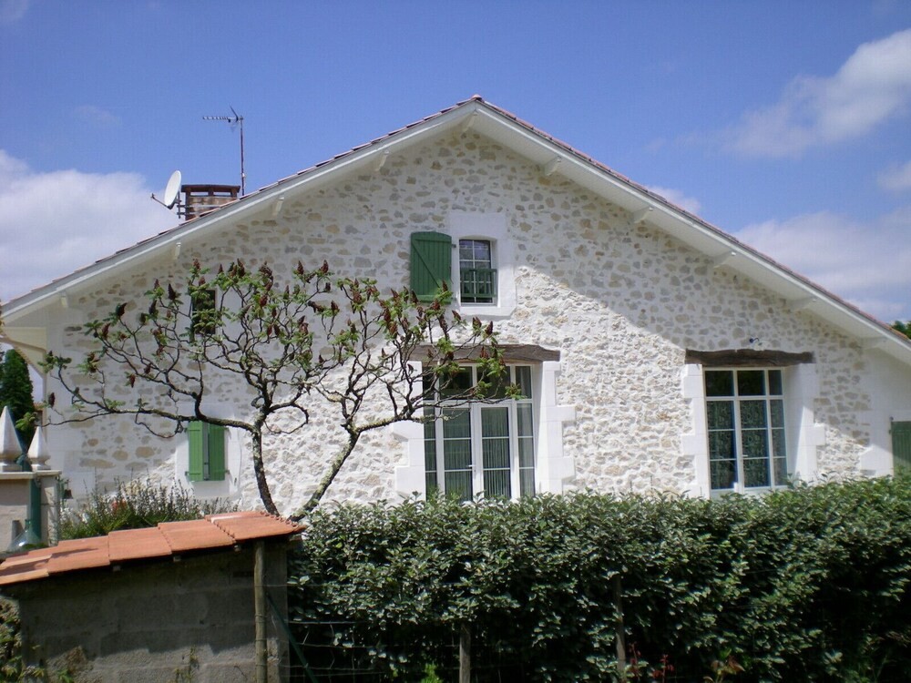 Chambres D'hôtes Au Petit Pédegouaty, Chambre d'Hôtes à Heugas