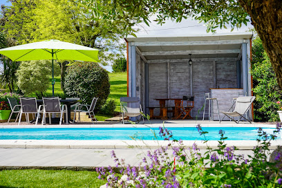 Le Gîte De La Bordeneuve, Location De Vacances à Estramiac