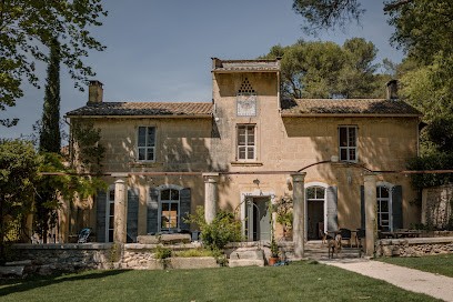 Mas Des Prêcheurs, Maison d'Hôtes à Tarascon