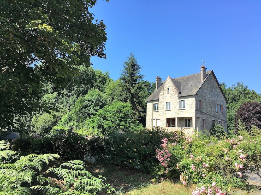 Les Voisins De L'illet, Chambre d'Hôtes à Ercé-près-Liffré