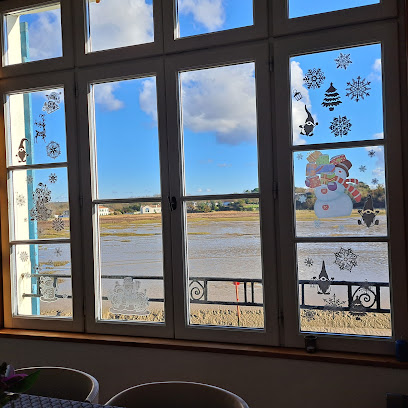 La Vieille Maison De La Douane, Location De Vacances à Talmont-sur-Gironde