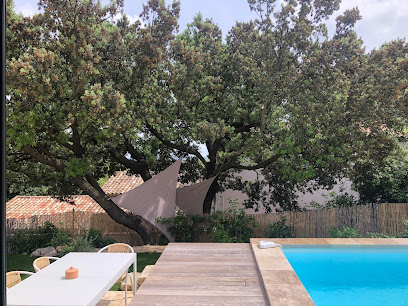 Maison Garrigue, Location De Vacances à Rochefort-du-Gard