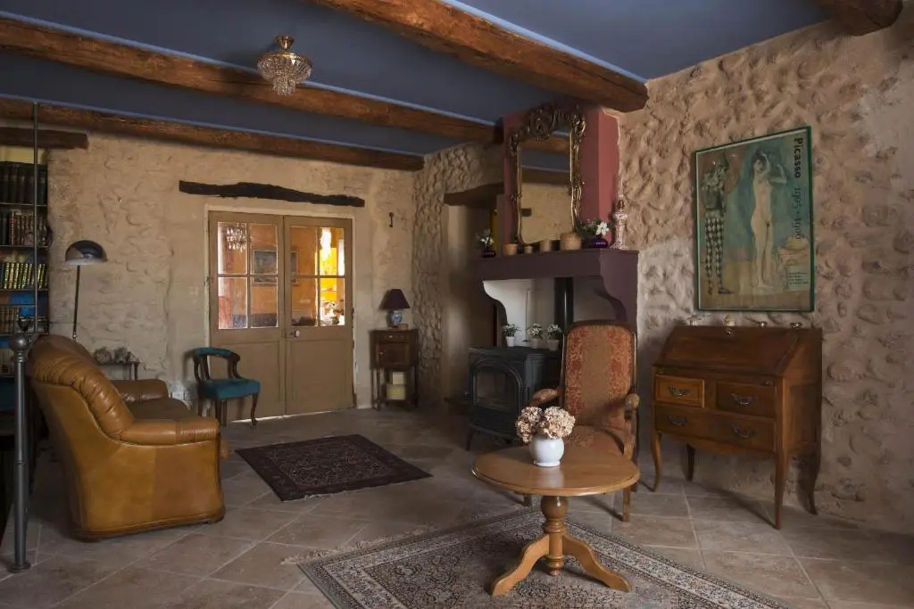 Six Chandelles M'étaient Comptées, Chambre D'hôtes à Puimoisson