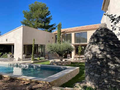 La Magnanerie 1818, Location De Vacances à Saint-Saturnin-lès-Apt