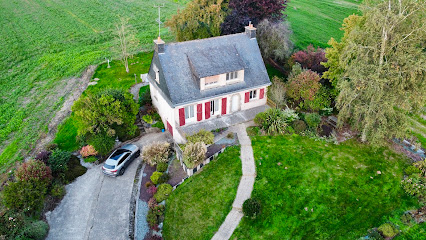 Grande Maison De Campagne, Location De Vacances à Ménéac